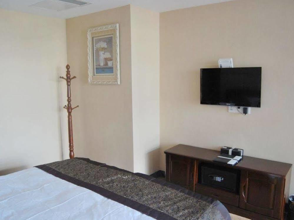 Mo'Er Holiday Hotel Nantong Buitenkant foto
