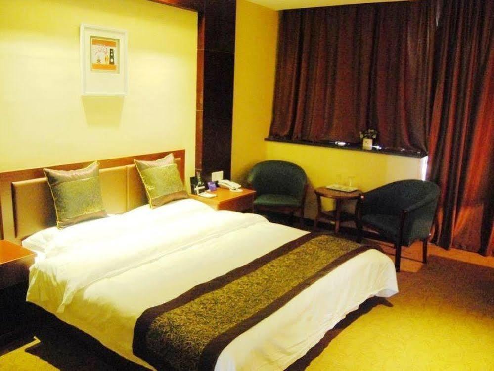 Mo'Er Holiday Hotel Nantong Buitenkant foto
