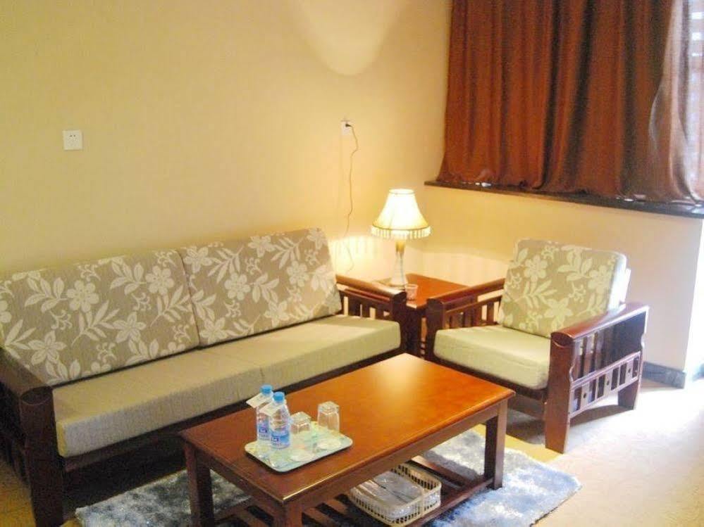 Mo'Er Holiday Hotel Nantong Buitenkant foto